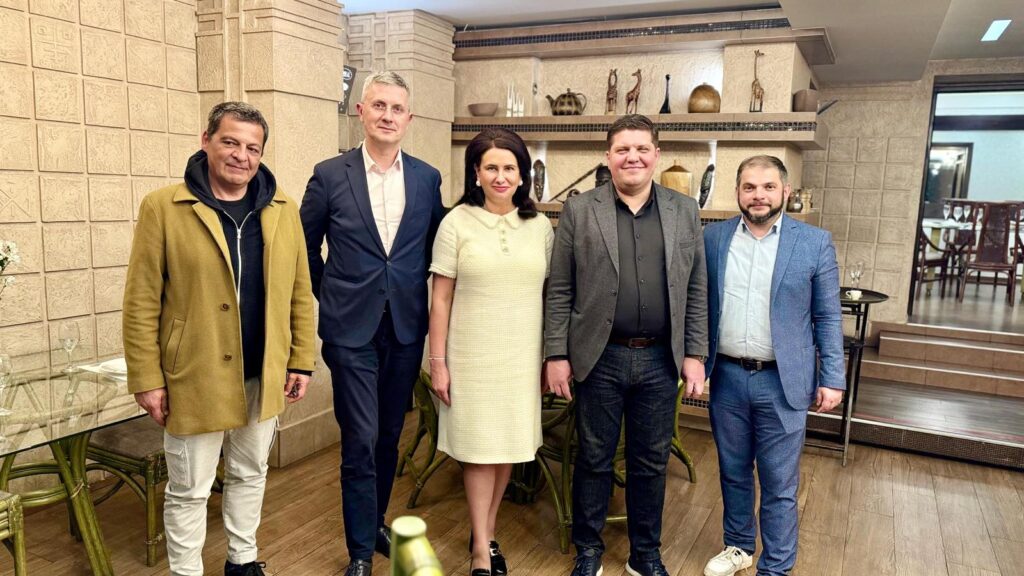 Întrevedere AMEERU_StarNet_CCUNIC/ROGOB_Finantare.ro_MEPDanBarna