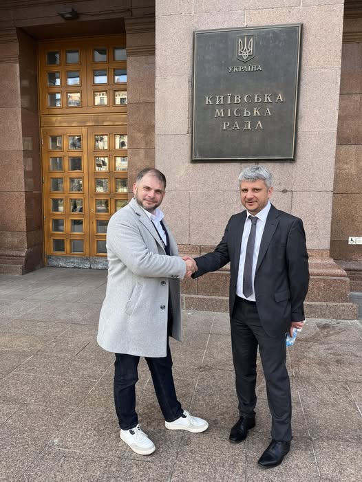 Întrevedere la Kyiv, cu domnul deputat al Consiliului Municipal Kyiv, Oleg Kostyushko.